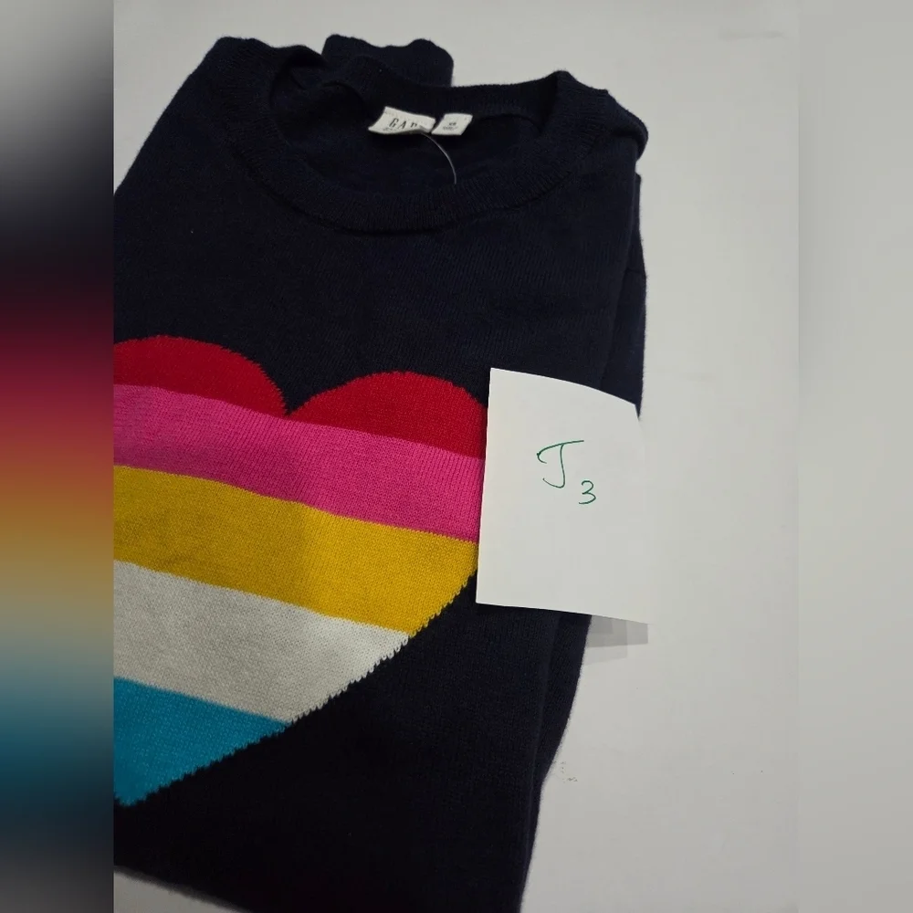 NWT Gap Navy Raibow Heart Girls Sweater Sz.XS